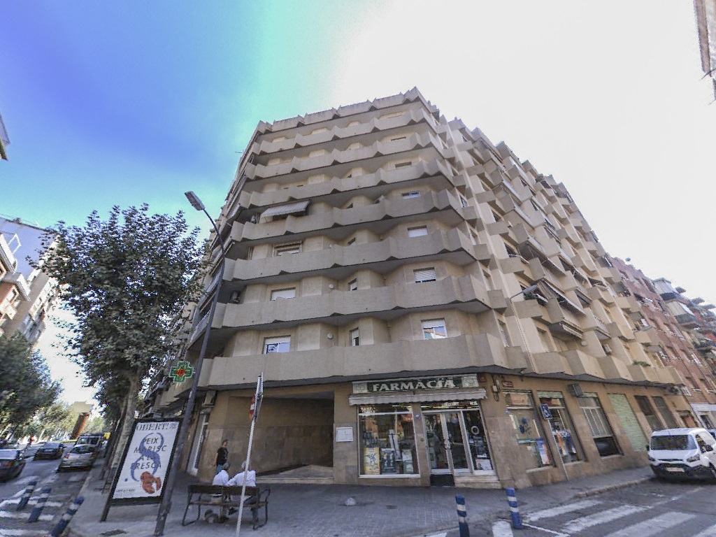 Vivienda en Reus, Av Pere el Ceremonios 68 5 6