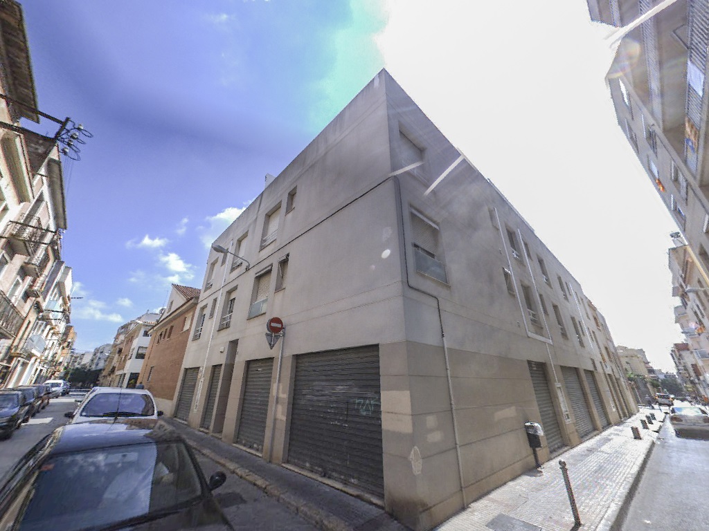 Local comercial en Reus, C\alt de Sant Pere 23