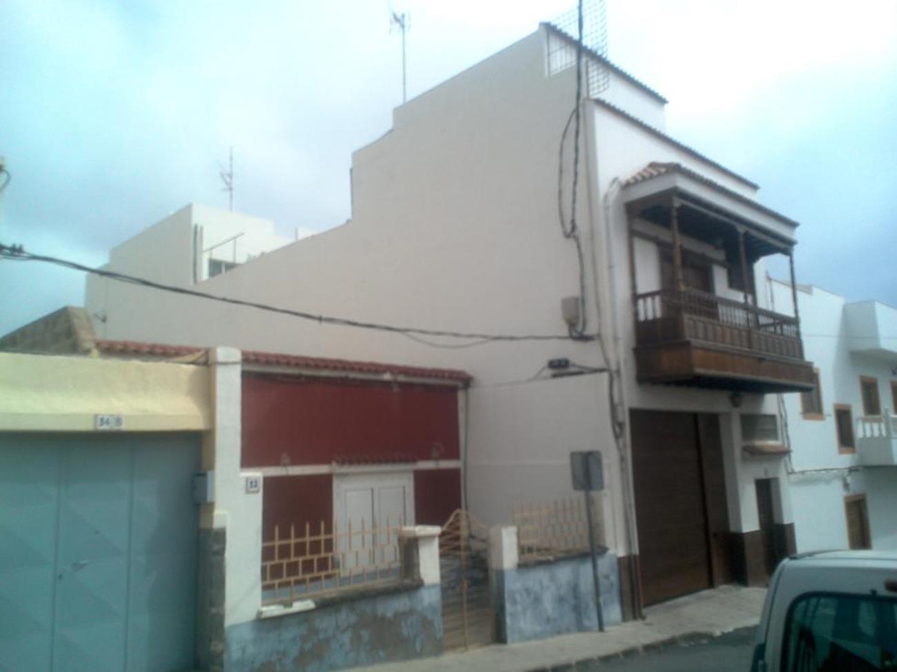Vivienda en Telde, Cl Santa Teresa de Jesus 30 · 238 m²